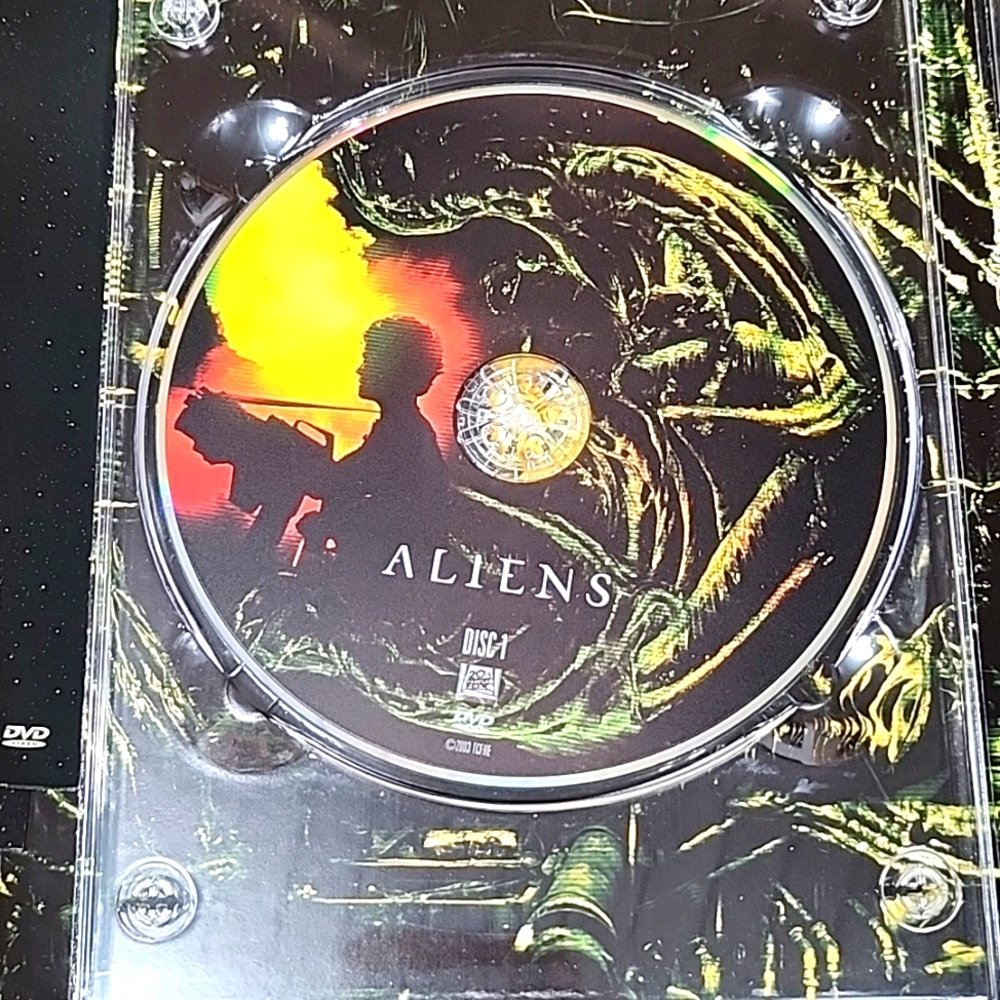 Aliens DVD - Picture 4 of 5
